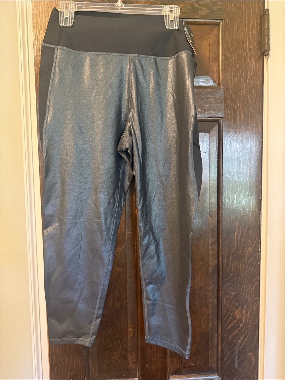 GAP Metallic Gray Black Leggings